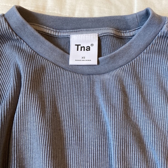 Aritzia TNA ribbed blue long sleeve. Size XS - Picture 3 of 3
